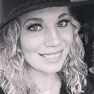 Meet your Posher, Pamela